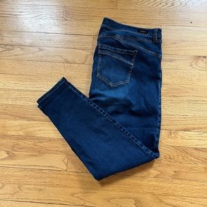 Liverpool Jeans 👖 size 14/32 , waist 18, inseam 26